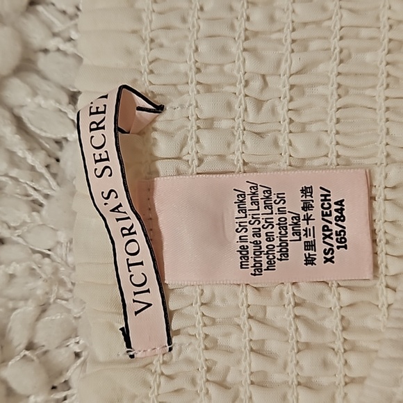 Victoria's Secret Crop Top - Picture 10 of 11